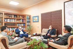 بررسی  طرح های توسعه کویر جین و درین ریس 